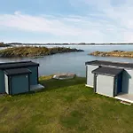 Cool Cabins, Sandhornoy Lekanger