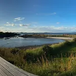 Cool Cabins, Sandhornoy Camping Lekanger