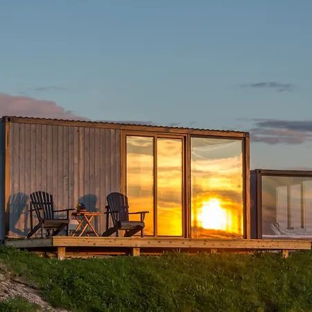 Cool Cabins, Sandhornøy * Lekanger